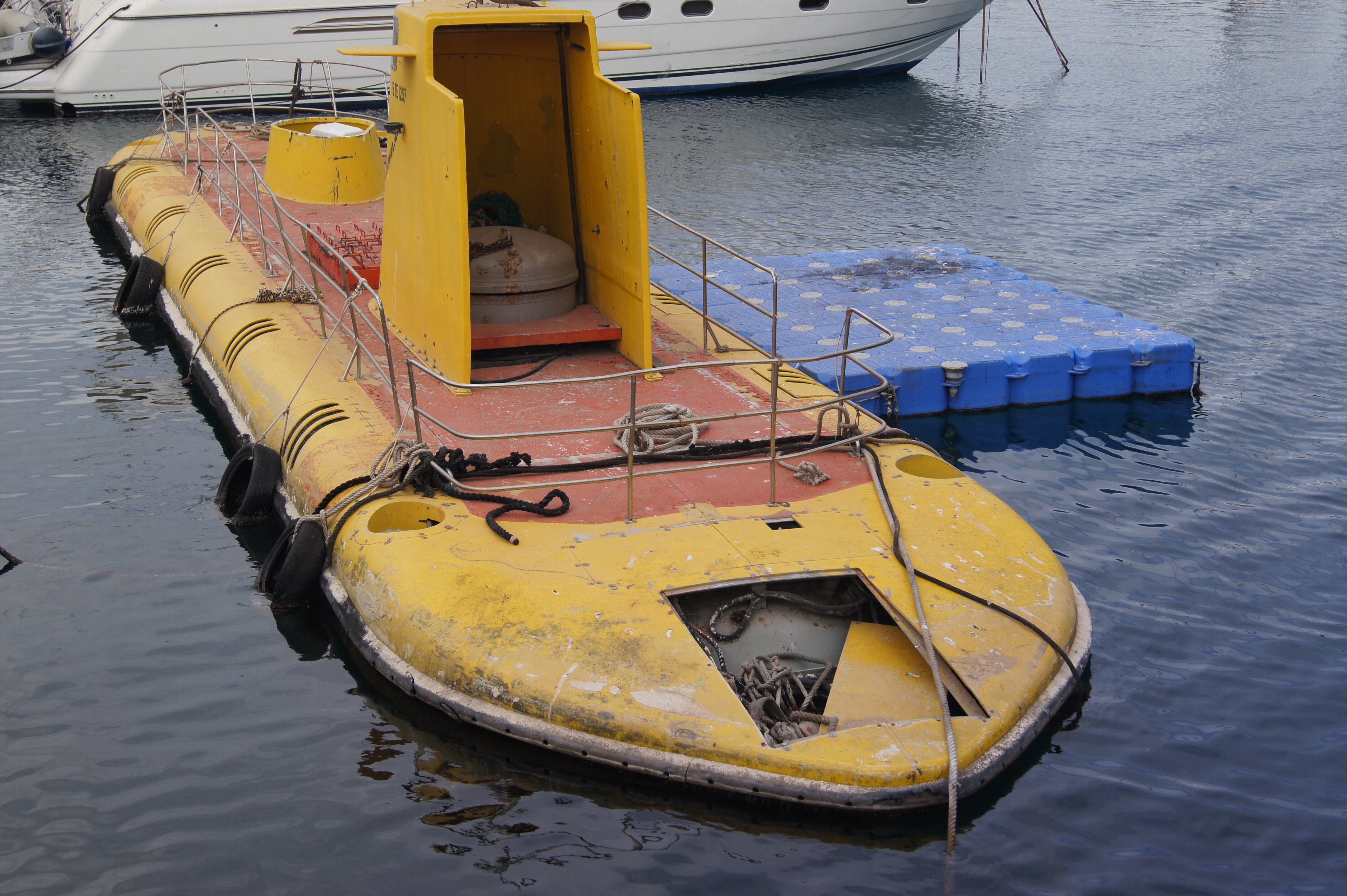 "Yellow Submarine", Тенерифе