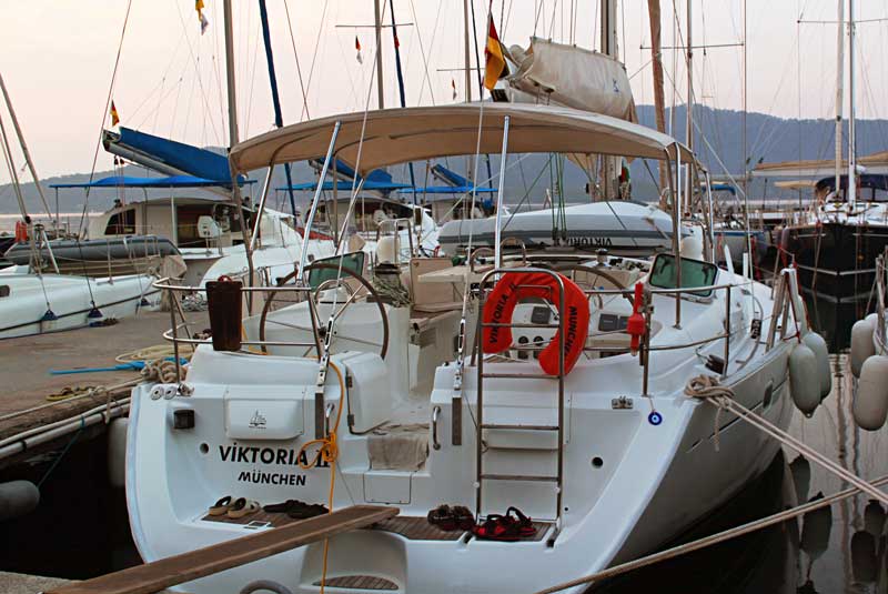 Яхта Victoria II