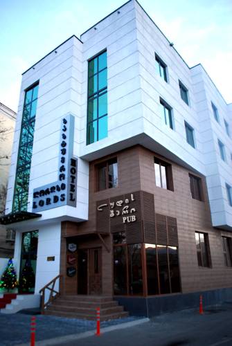 Lords Hotel 3*