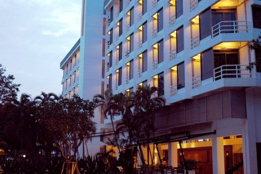 Sandalay Resort 3*