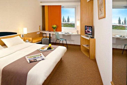 Ibis Praha Mala Strana 3*