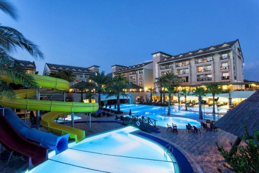 Alva Donna Beach Resort 5*