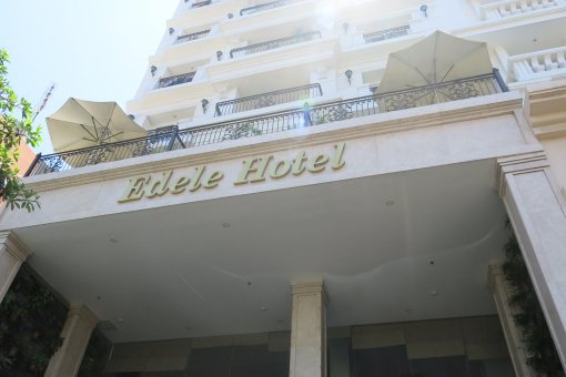 Edele Hotel 3*