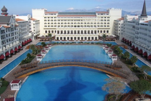 Titanic Mardan Palace 5*