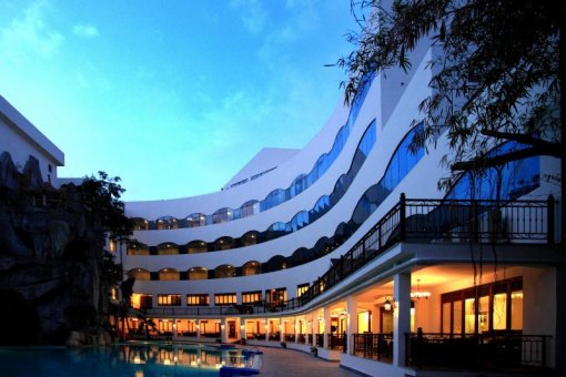 Sanya Jingli Lai Resort 4*