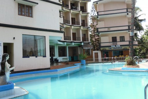 Maizons Lakeview Resort 2*