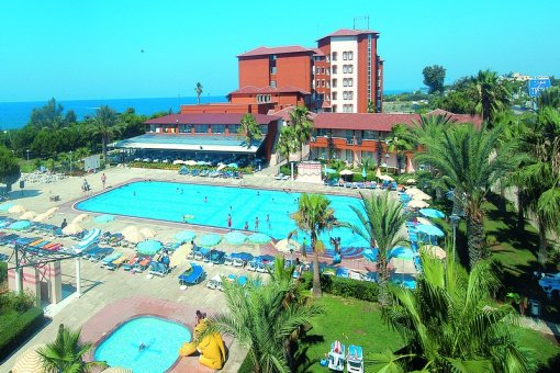 Club Turtas Beach Hotel 4*