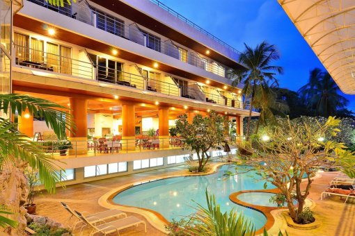 Samui First House 3*