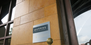 Pullman Oceanview Sanya Bay Resort & Spa 5*