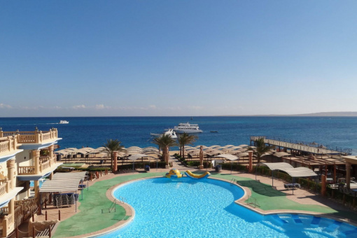 Sphinx Aqua Park Beach Resort 4*