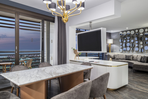 Nirvana Cosmopolitan 5*